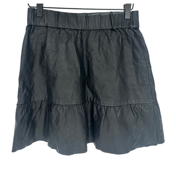 Club Monaco Faux Leather Textured Mini Skirt Black A-Line Tiered Whimsygoth  2 - Picture 2 of 9